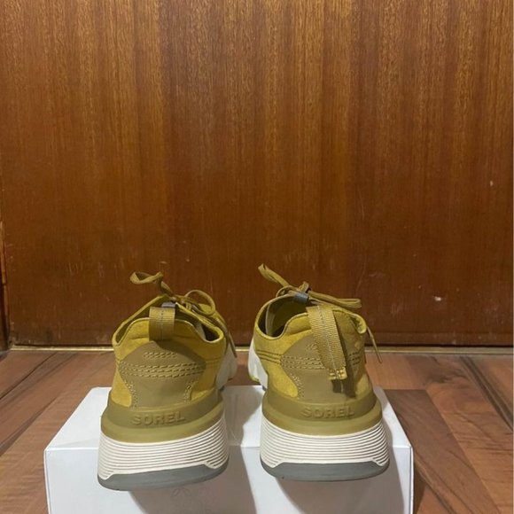 Women's Kinetic™ Rush Ripstop Sneaker in Dioxide Gold - Picture 2 of 4